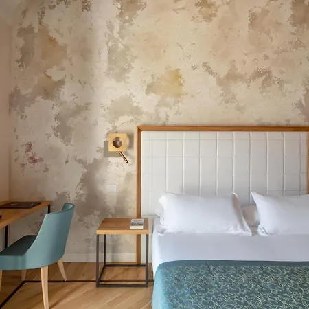 Ca Uberti Palace Hotel, Mantegnahotels מאנטובה