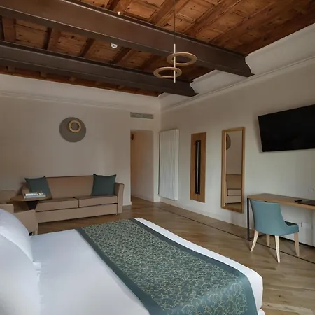 فندق Ca Uberti Palace Hotel, Mantegnahotels مانتوفا