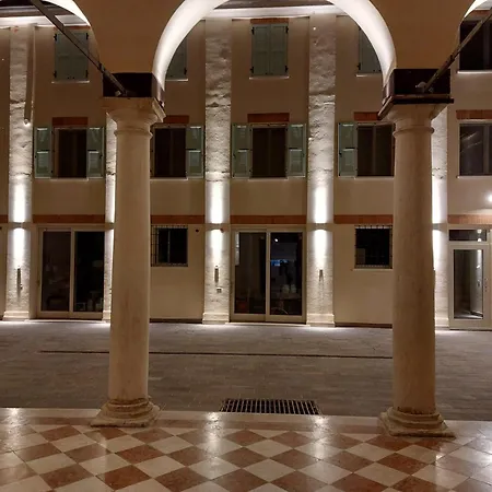 Ca Uberti Palace Hotel, Mantegnahotels Hotel 4*