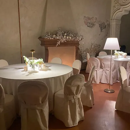 Ca Uberti Palace Hotel, Mantegnahotels 4* مانتوفا
