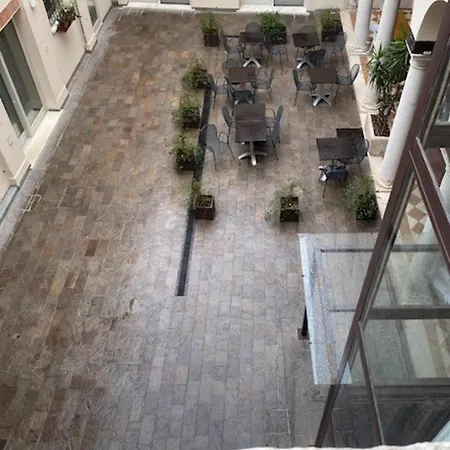 Ca Uberti Palace Hotel, Mantegnahotels مانتوفا