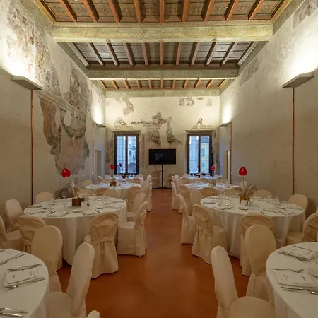 Ca Uberti Palace Hotel, Mantegnahotels