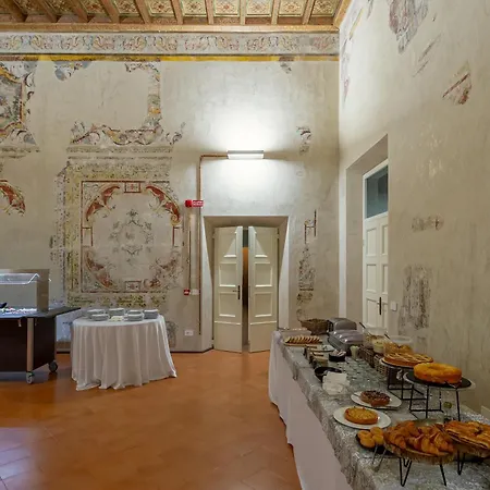 酒店 Ca Uberti Palace Hotel, Mantegnahotels