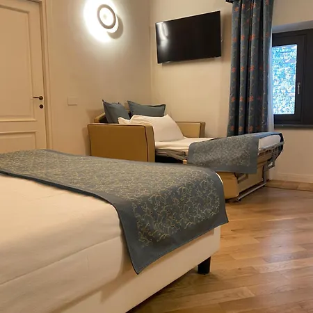 Ca Uberti Palace Hotel, Mantegnahotels