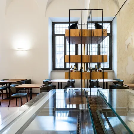 فندق Ca Uberti Palace Hotel, Mantegnahotels مانتوفا
