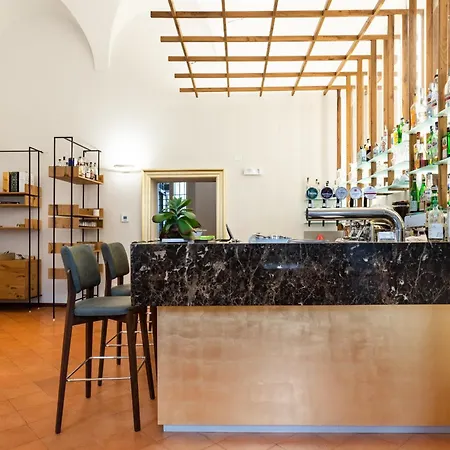فندق Ca Uberti Palace Hotel, Mantegnahotels مانتوفا