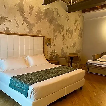 Cà Uberti Palace Hotel, Mantegnahotels Hotel