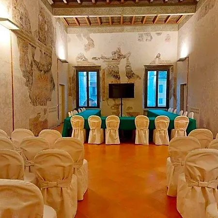 Cà Uberti Palace Hotel, Mantegnahotels Mantoue