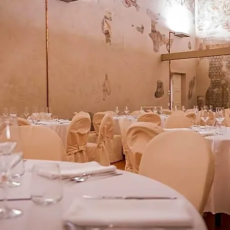 Cà Uberti Palace Hotel, Mantegnahotels Mantoue